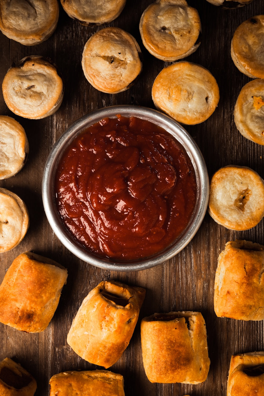 Make Johnno's Tomato Sauce at Home